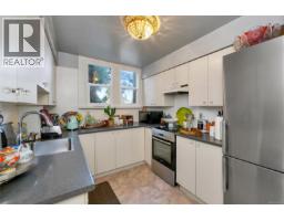 1249 Rockland Ave, Victoria, BC V8V3X3 Photo 21