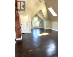 1249 Rockland Ave, Victoria, BC V8V3X3 Photo 34