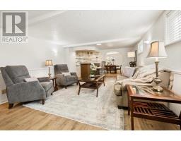 56 Suffolk Avenue, Kitchener, ON N2B1H5 Photo 32
