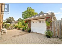 56 Suffolk Avenue, Kitchener, ON N2B1H5 Photo 39
