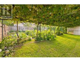 56 Suffolk Avenue, Kitchener, ON N2B1H5 Photo 45