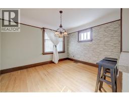 7 Locust Street, Kitchener, ON N2H1W6 Photo 11