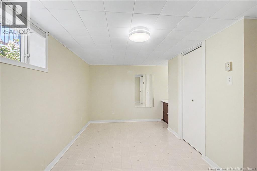 23 Springwater Court - 30