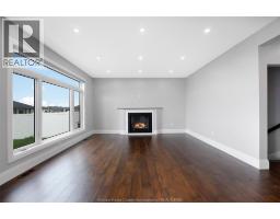 1933 Villa Canal Drive, Kingsville, ON N9Y0G5 Photo 12