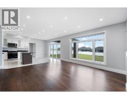 1933 Villa Canal Drive, Kingsville, ON N9Y0G5 Photo 14