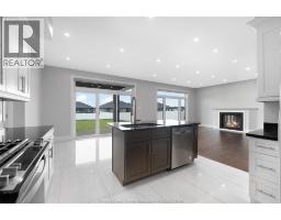 1933 Villa Canal Drive, Kingsville, ON N9Y0G5 Photo 20
