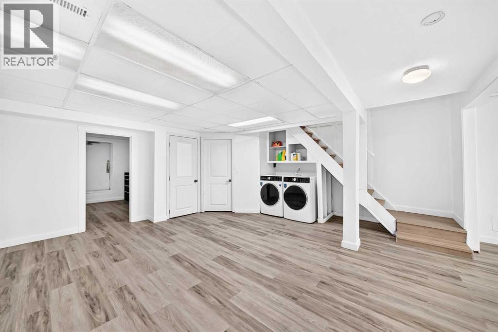 5824 22 Avenue NE - 29