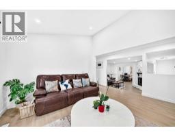 Living room - 5824 22 Avenue Ne, Calgary, AB T1Y4P7 Photo 6