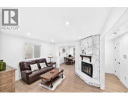 4pc Bathroom - 5824 22 Avenue Ne, Calgary, AB T1Y4P7 Photo 8
