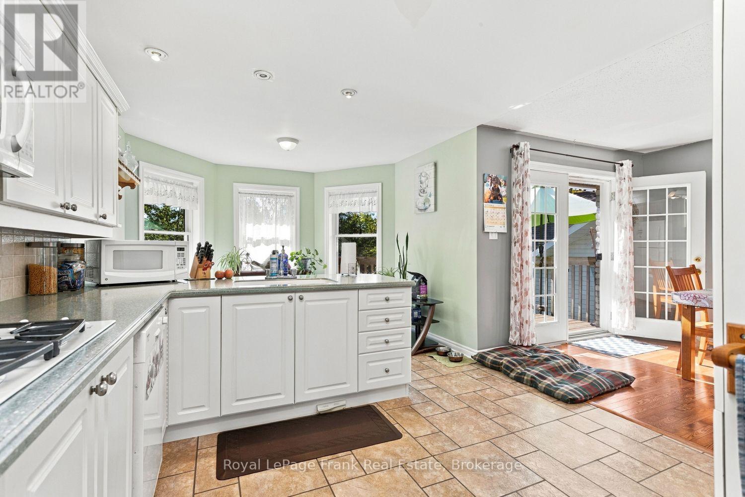 62 CEDARTREE LANE - 9