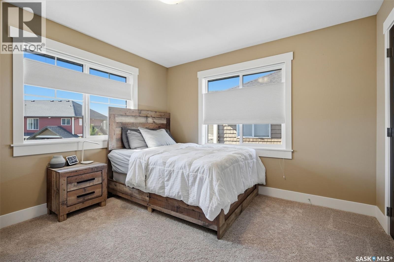 #24 800 St Andrews LANE - 17