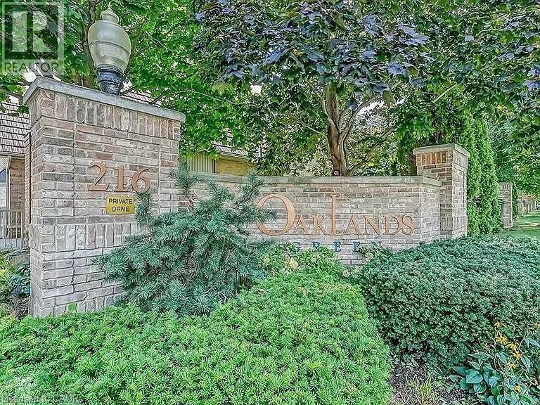 #F405 216 PLAINS Road West, Burlington, Ontario, L7T4K8, Burlington, Ontario — photo 1 of 5