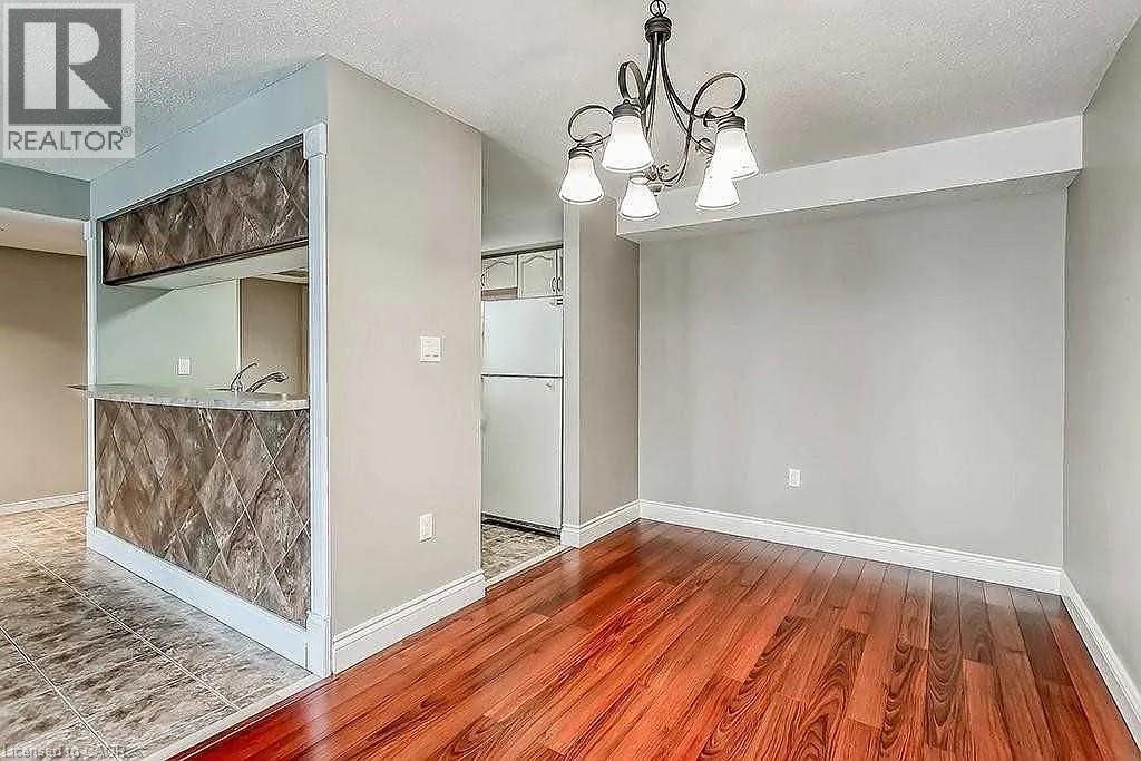 216 PLAINS Road W Unit# F405, Burlington — photo 8