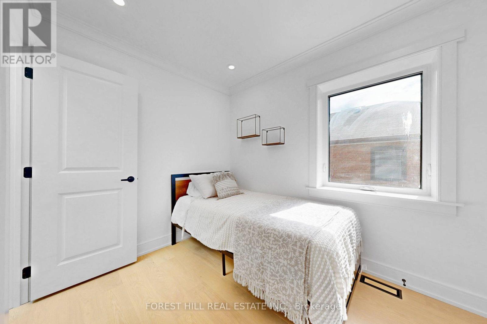 149 ATLAS AVENUE - Image 30