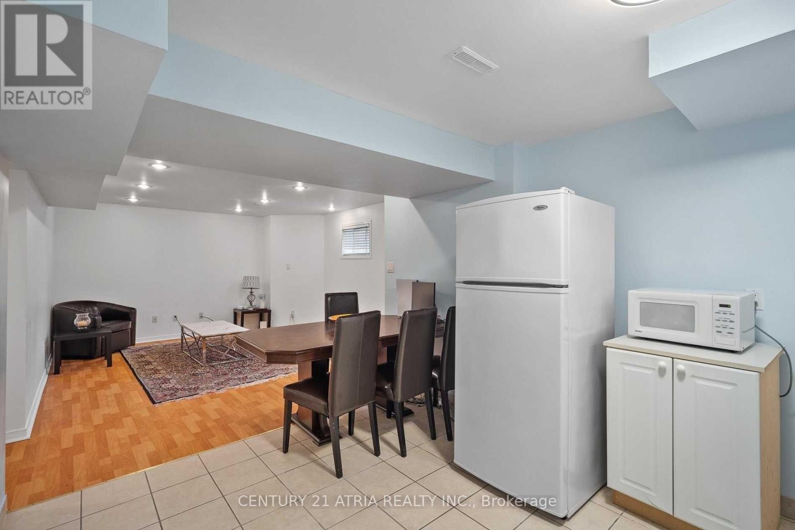 BSMT - 22 SWEET WATER CRESCENT, Richmond Hill (Westbrook) — photo 2