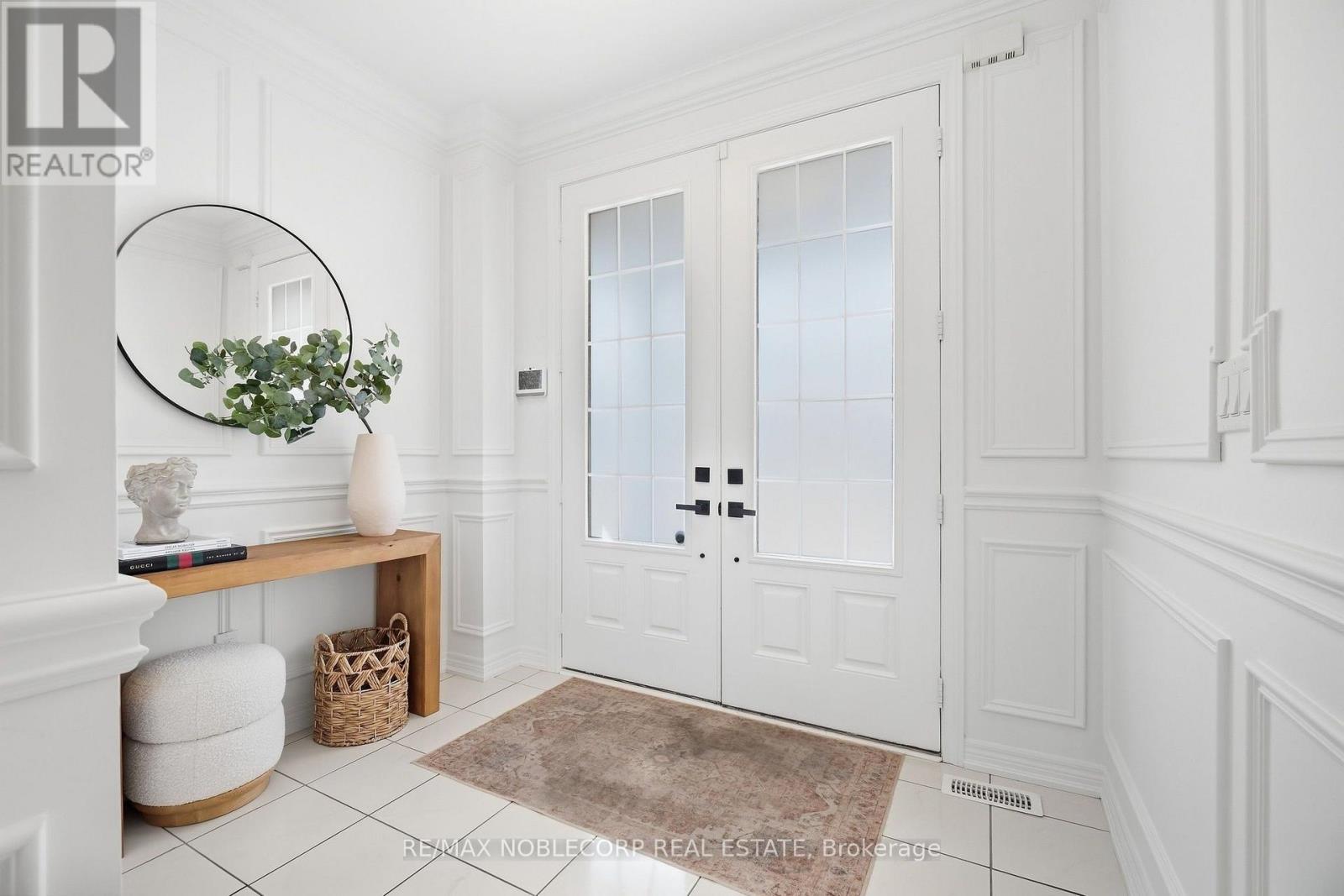 619 Sweetwater Crescent, Newmarket (Glenway Estates), Ontario, L3X0H5, Newmarket (Glenway Estates), Ontario — photo 5 of 5