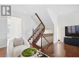 619 Sweetwater Crescent, Newmarket, ON L3X0H5 Photo 15
