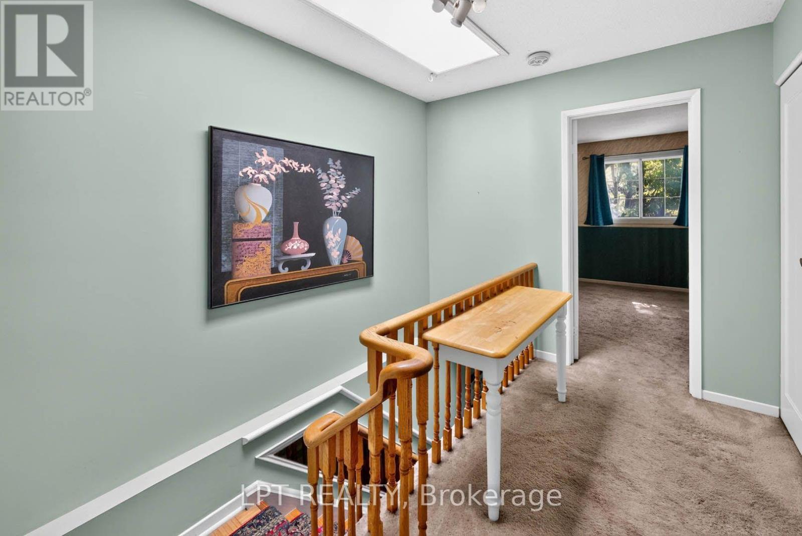 118 TAMARACK DRIVE - 24