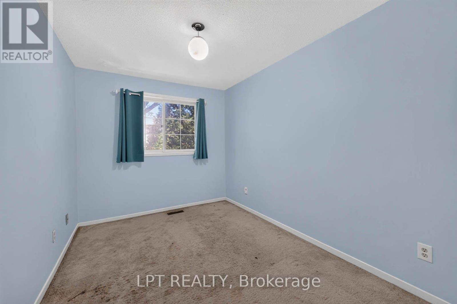 118 TAMARACK DRIVE - 30