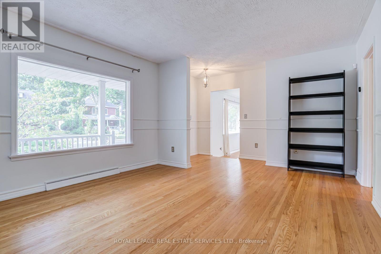 374 SPRUCE STREET - 17