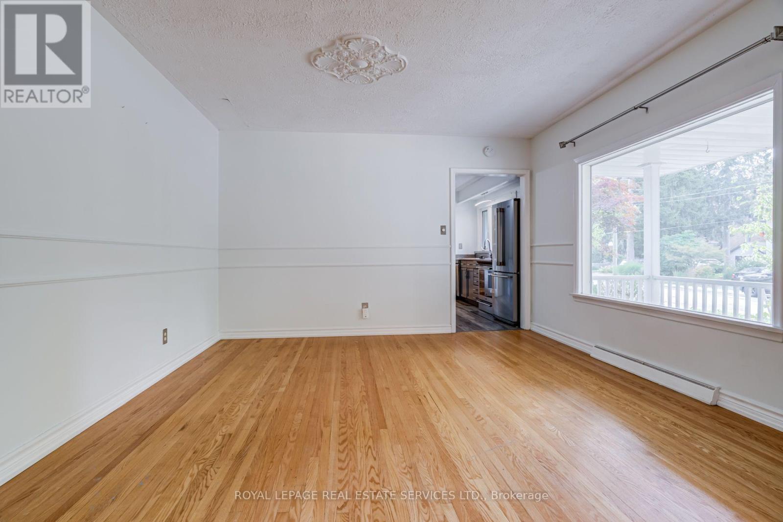 374 SPRUCE STREET - 18