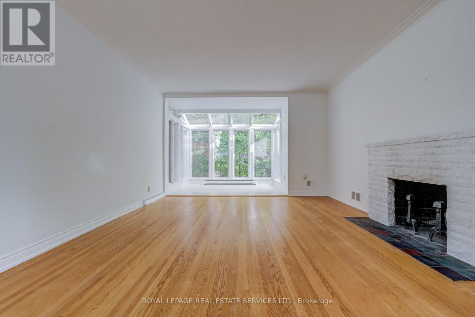 374 SPRUCE STREET - 20