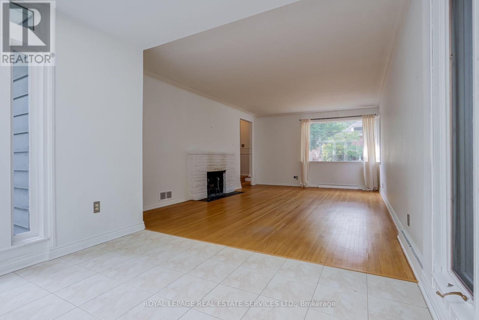 374 SPRUCE STREET - 22