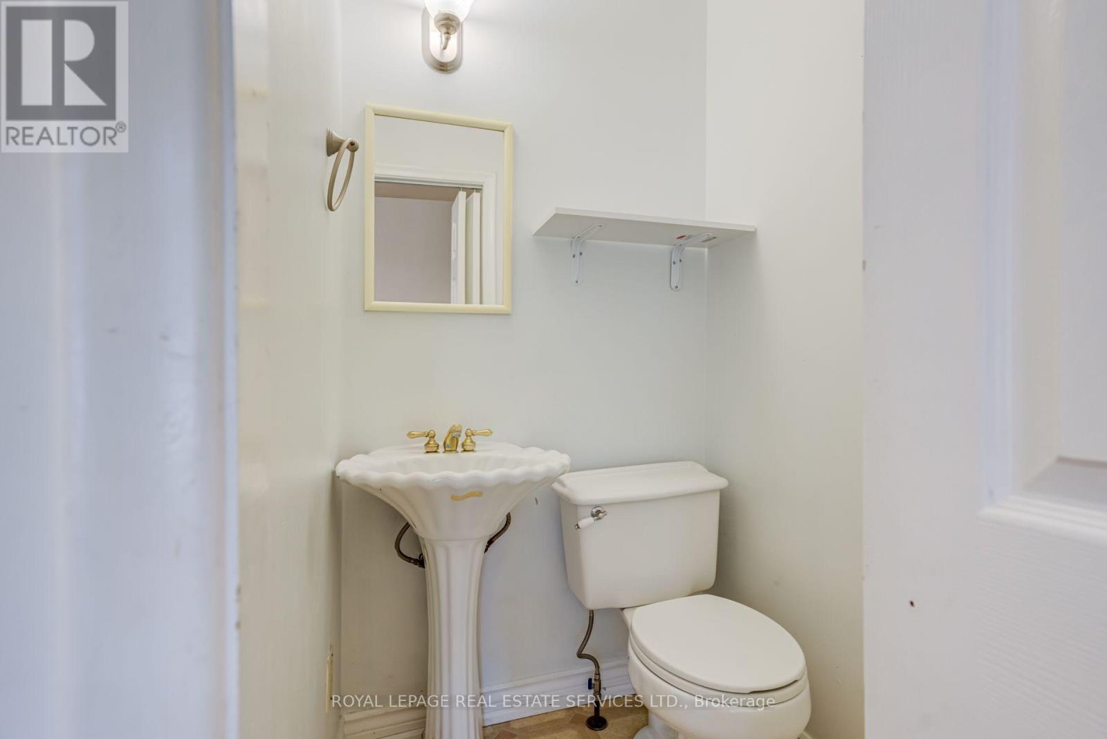 374 SPRUCE STREET - 24