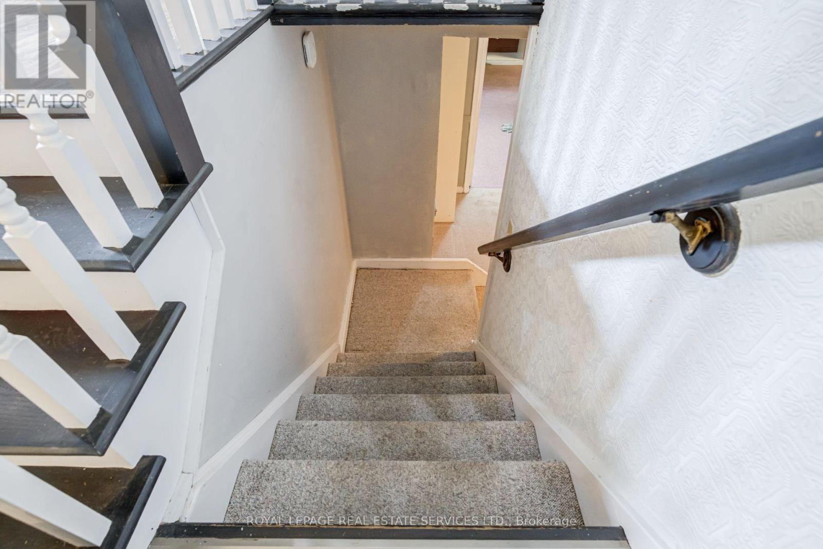 374 SPRUCE STREET - Image 29