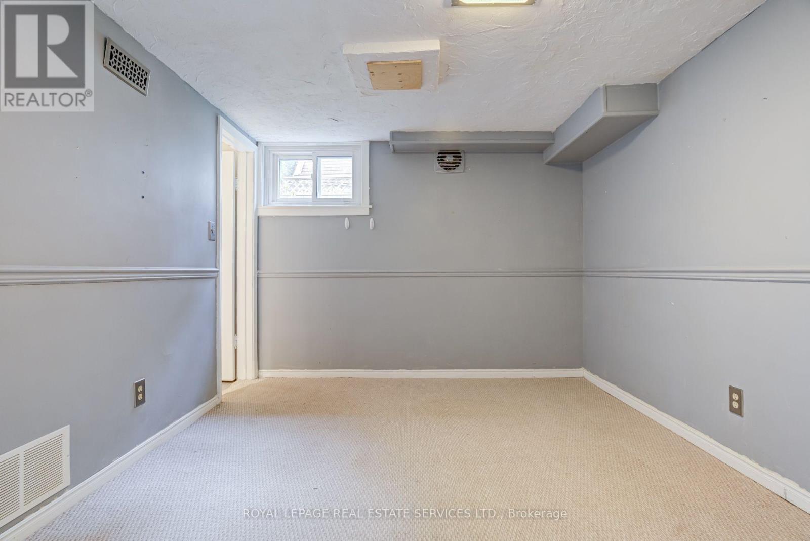 374 SPRUCE STREET - 30