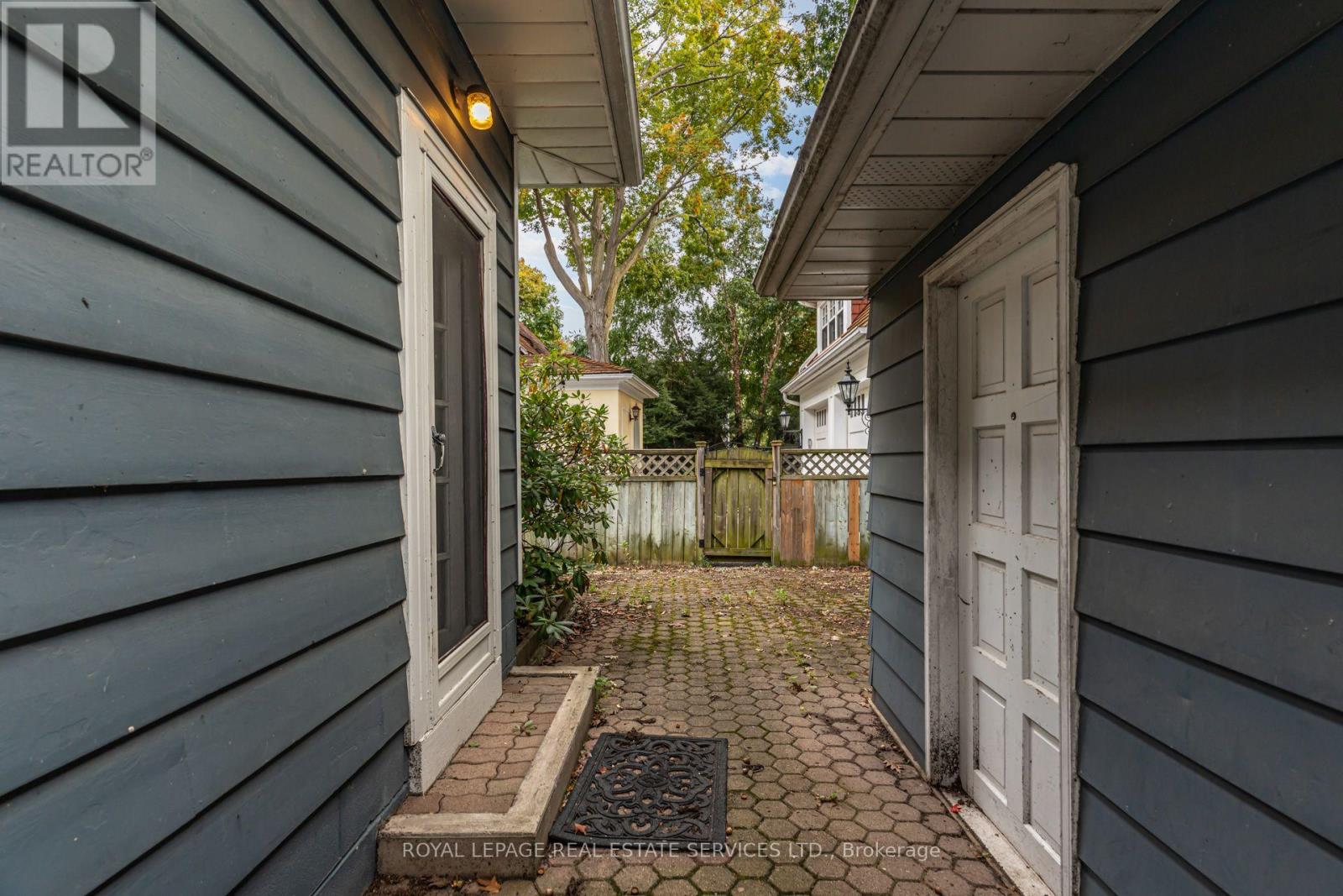 374 SPRUCE STREET - Image 37