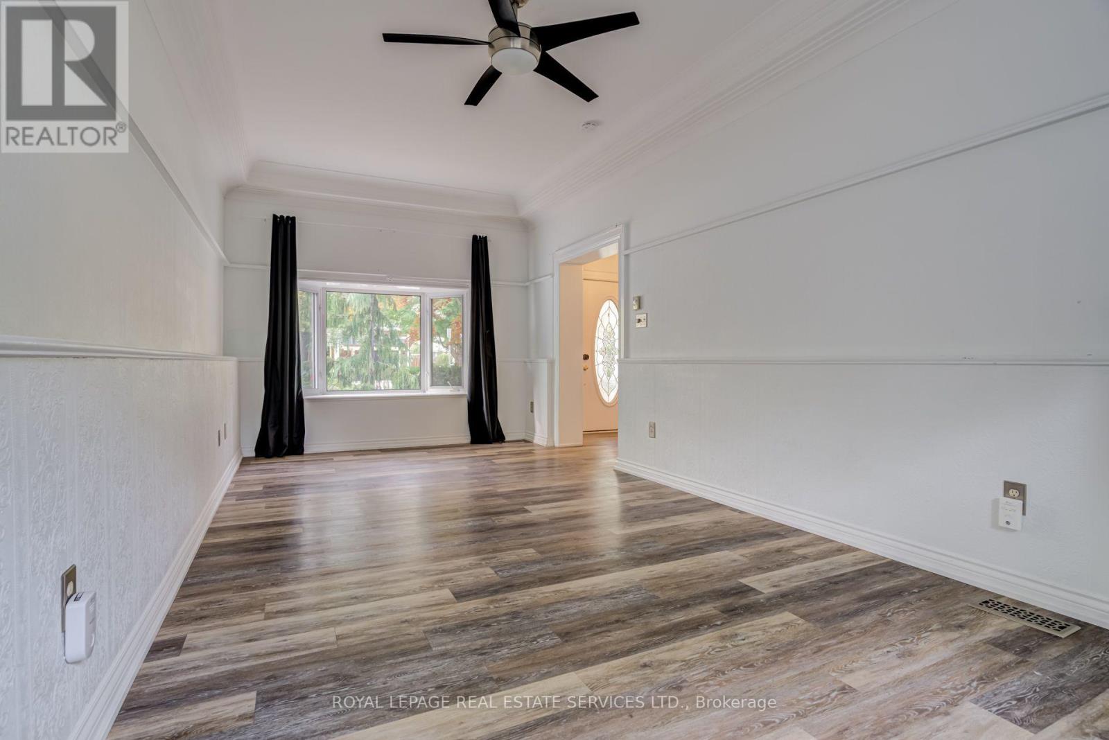 374 SPRUCE STREET - 9