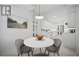 210 - 10 Old Mill Trail, Toronto, ON M8X2Y9 Photo 18