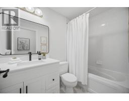 210 - 10 Old Mill Trail, Toronto, ON M8X2Y9 Photo 32