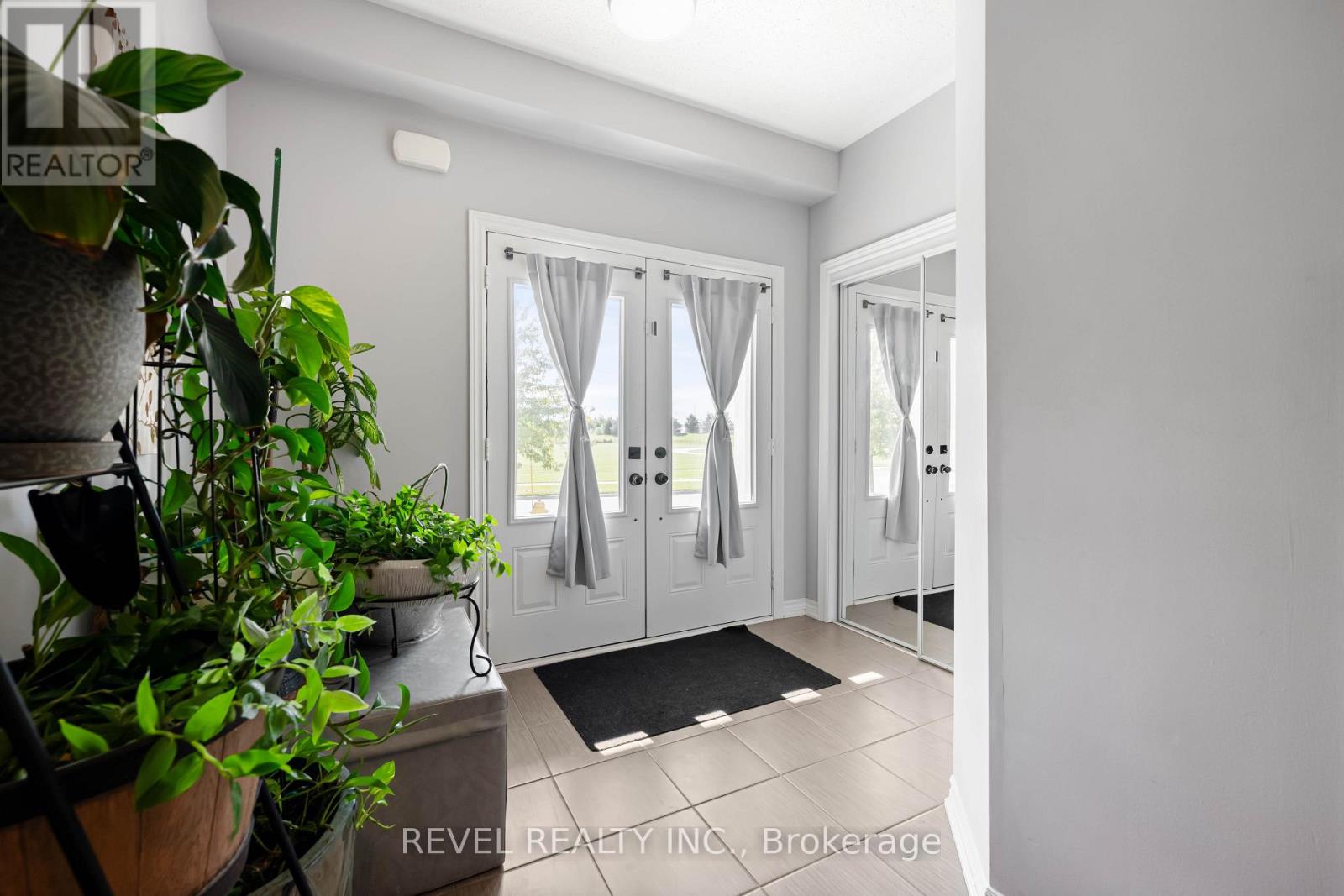 409 TANSLEY STREET - 10