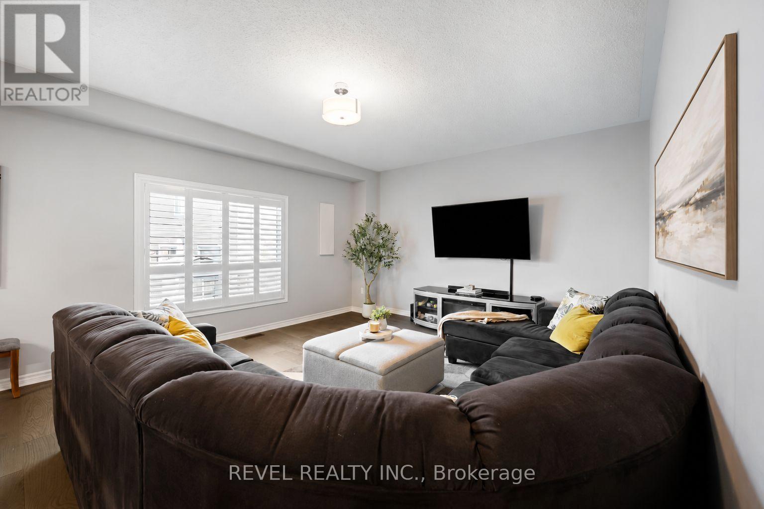 409 TANSLEY STREET - 19