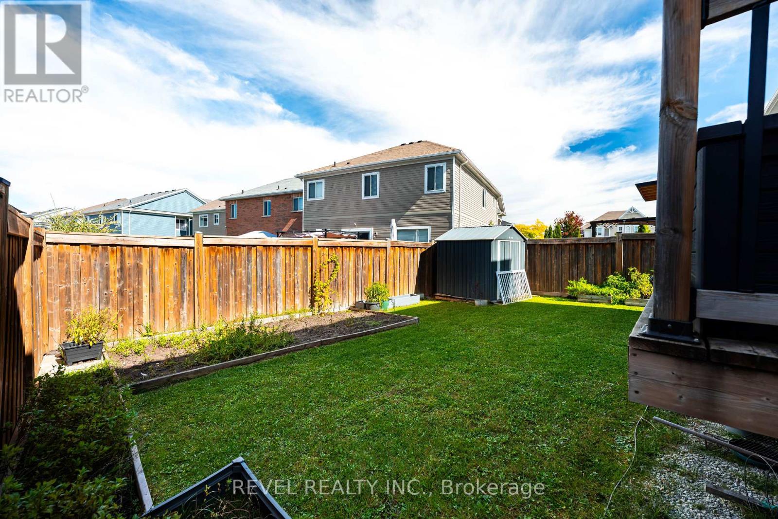 409 TANSLEY STREET - 48