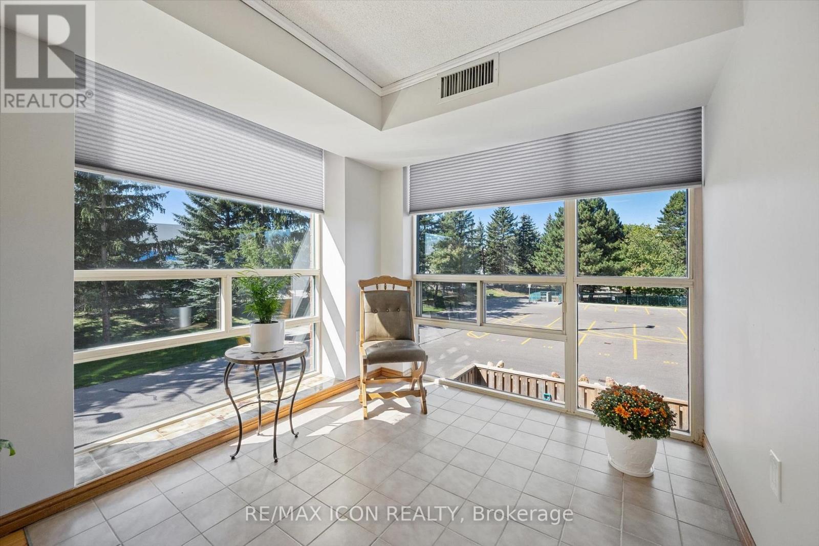 #311 55 BLUE SPRINGS DRIVE - 14