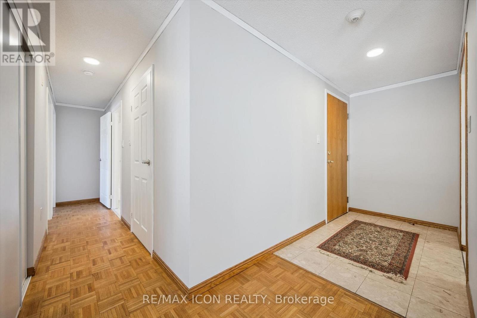 #311 55 BLUE SPRINGS DRIVE - 25