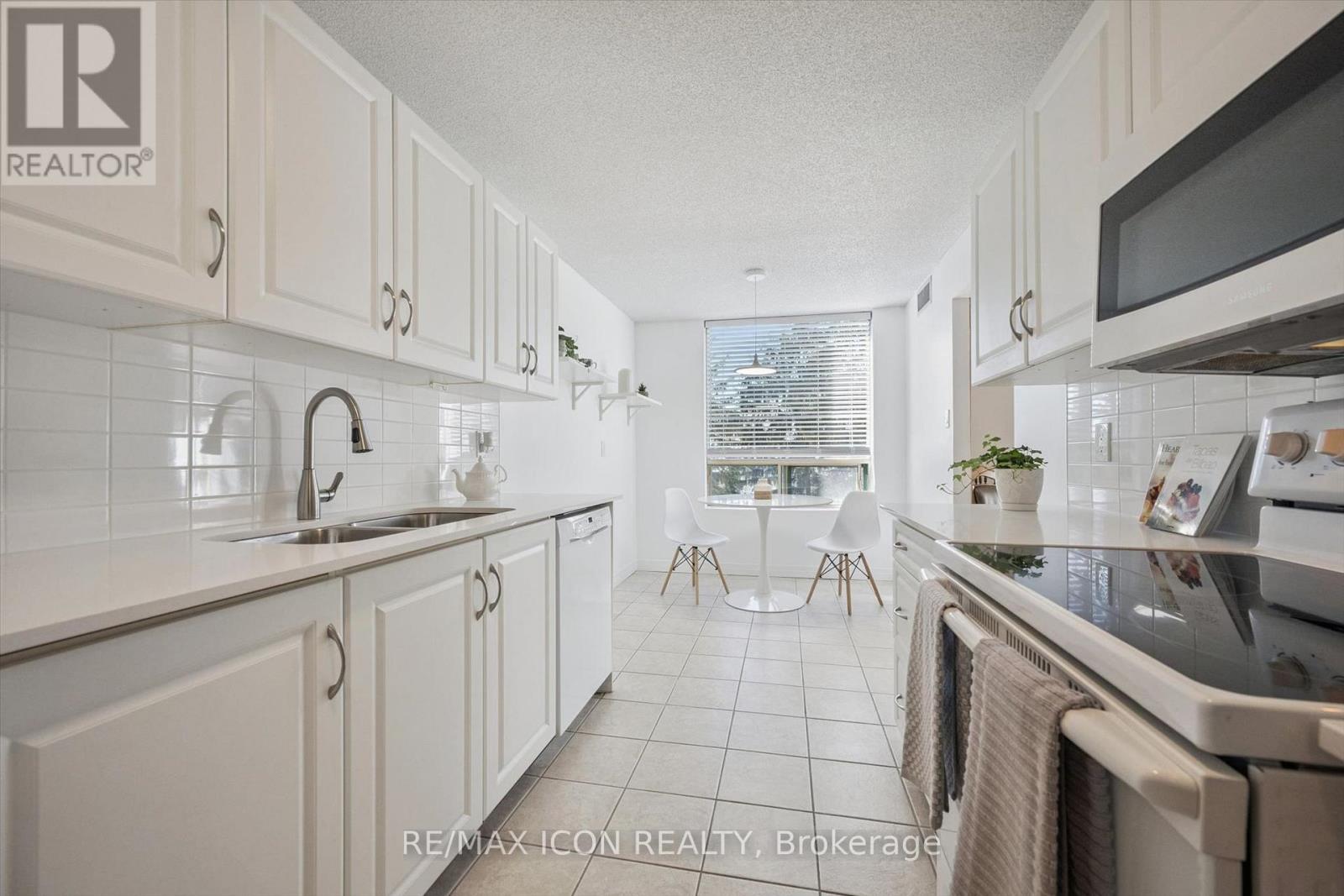 #311 55 BLUE SPRINGS DRIVE - 6