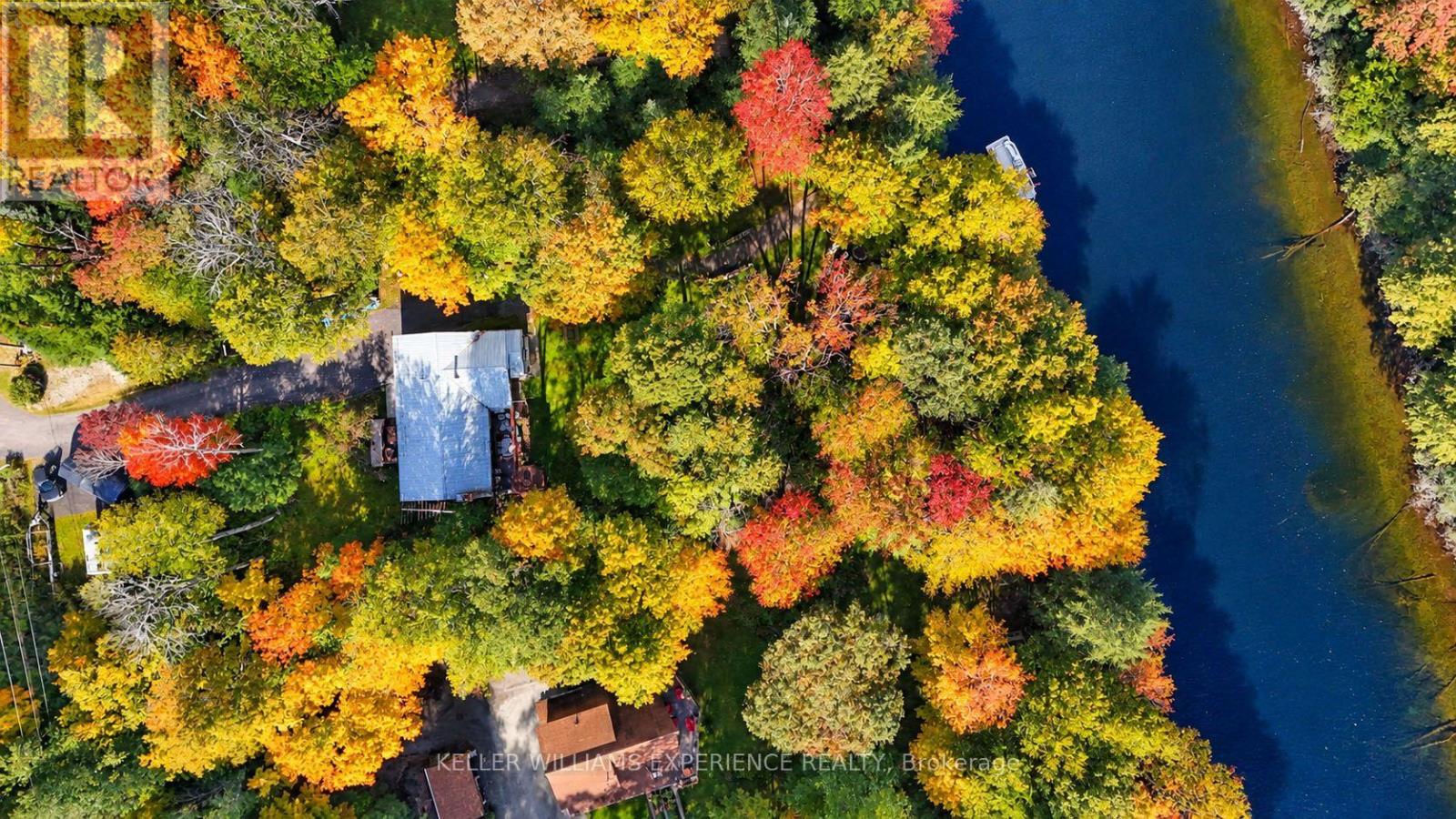1099 Sherwood Forest Road, Bracebridge (Oakley), Ontario, P1L1X3, Bracebridge (Oakley), Ontario — photo 1 of 5