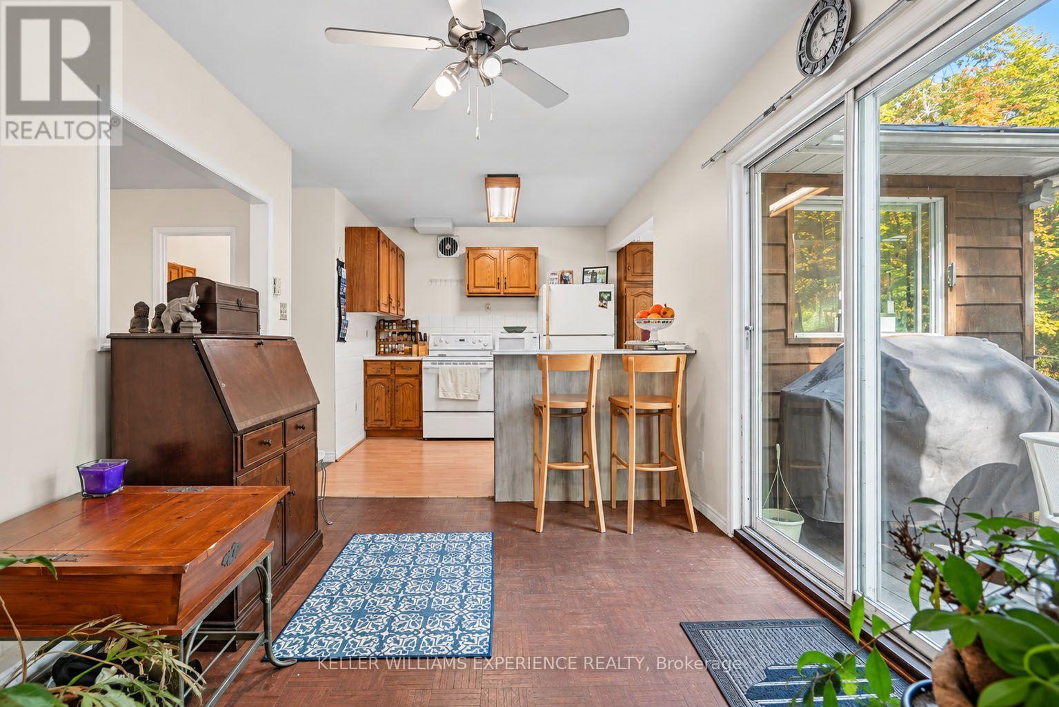 1099 SHERWOOD FOREST ROAD - 11