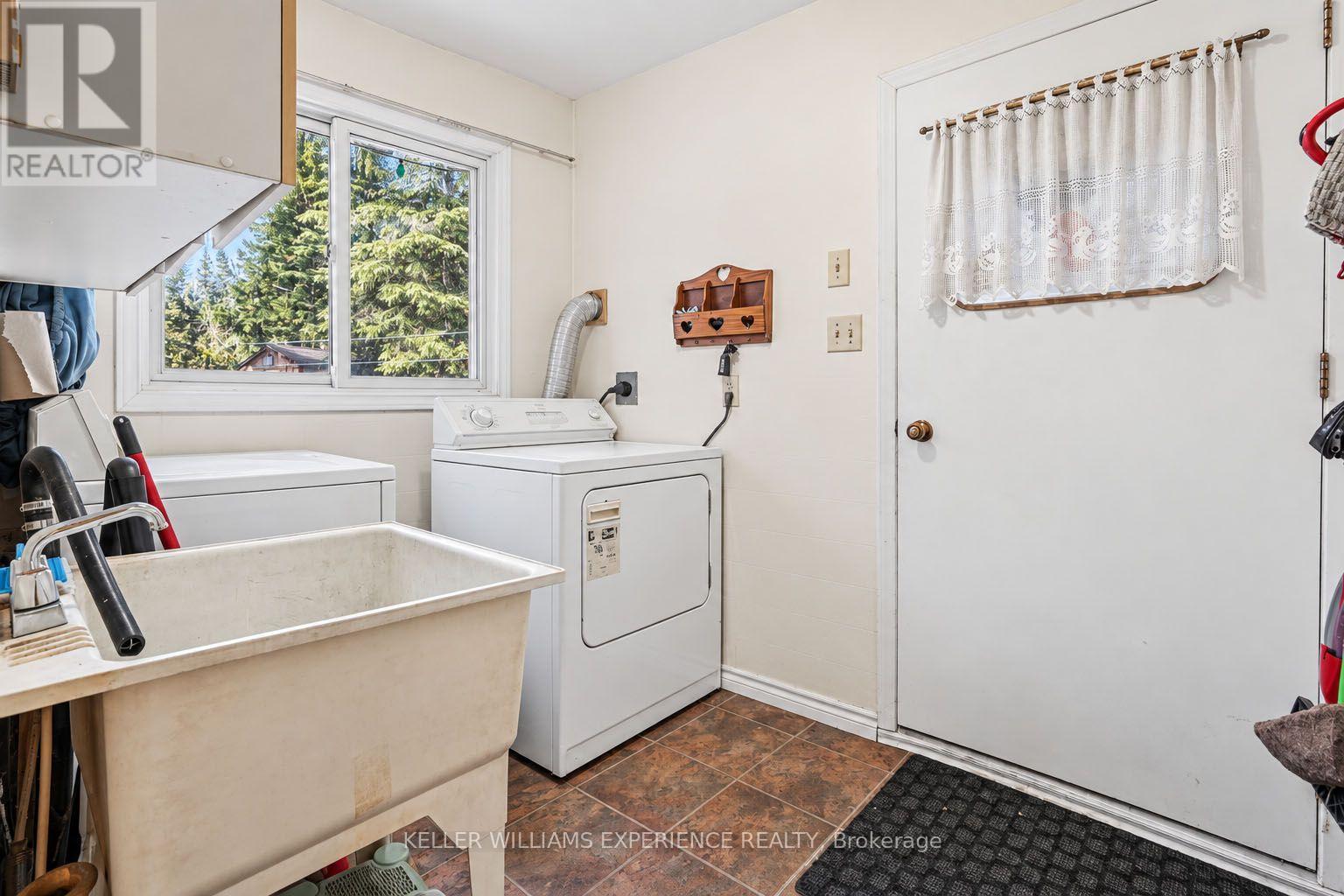 1099 SHERWOOD FOREST ROAD - Image 19