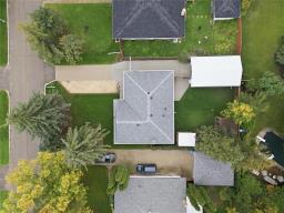 36 Thatcher Drive, Winnipeg, MB R3T2L3 Photo 43
