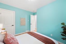 36 Thatcher Drive, Winnipeg, MB R3T2L3 Photo 27