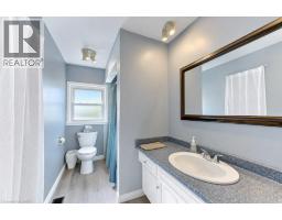 34 Wayne Drive, Kitchener, ON N2A1M2 Photo 18