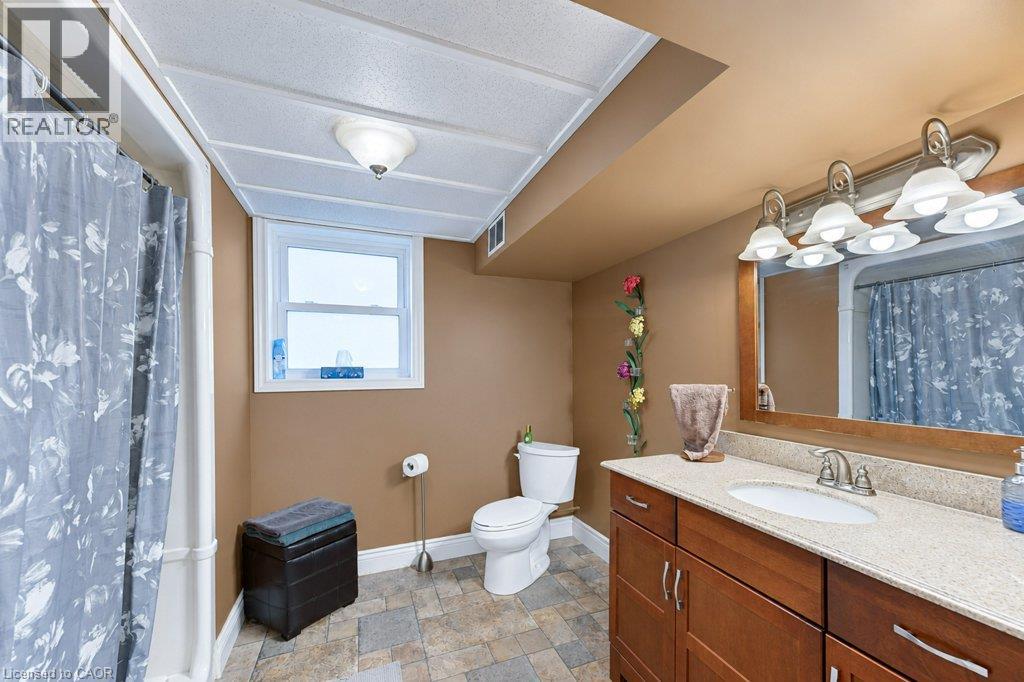 34 WAYNE Drive - Image 25