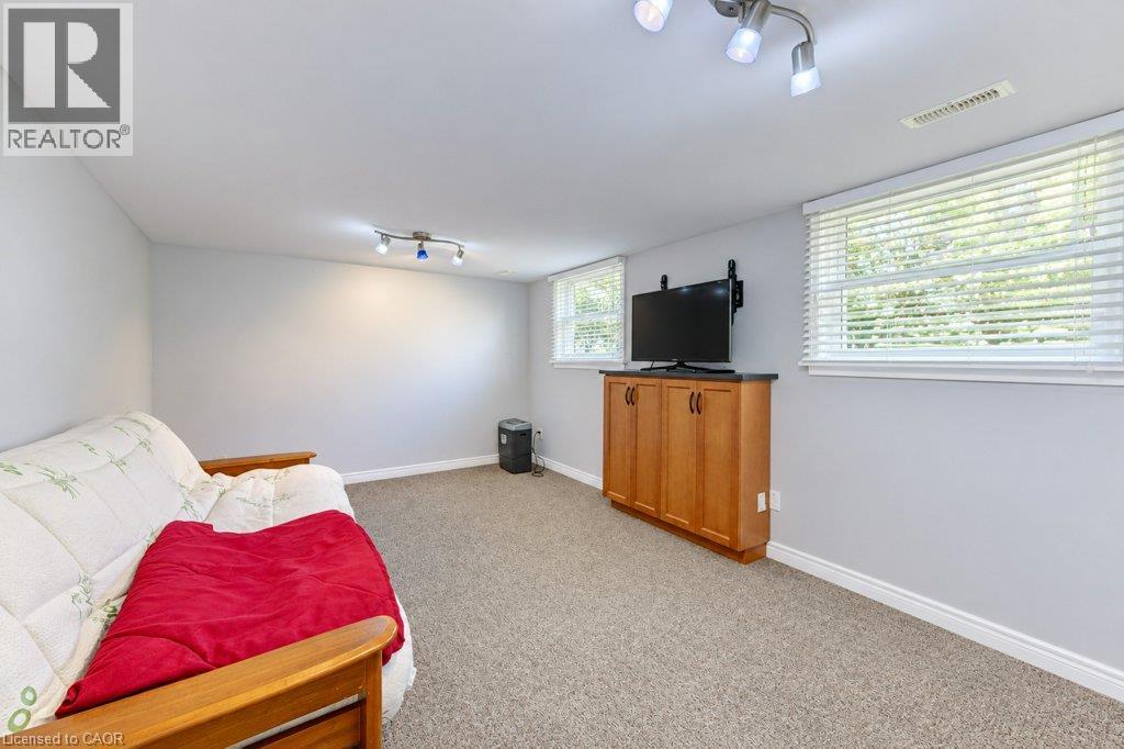34 WAYNE Drive - Image 22