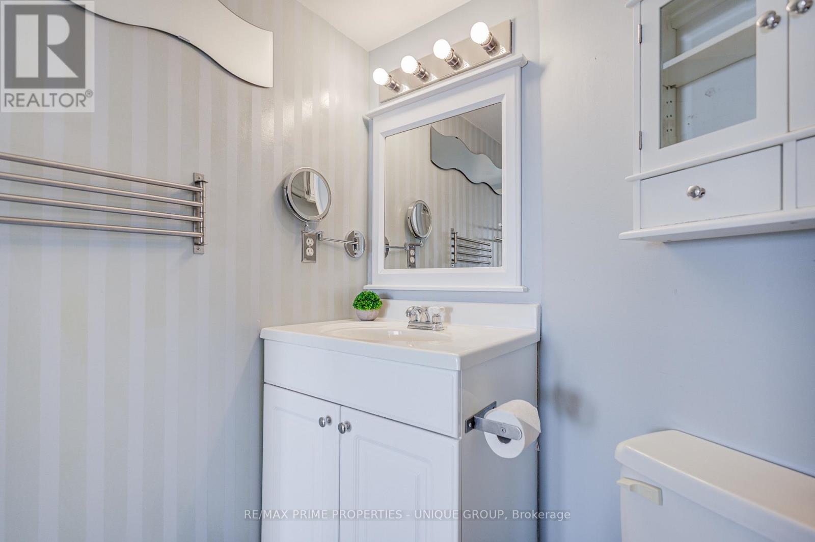 #301 250 QUEENS QUAY W - 28