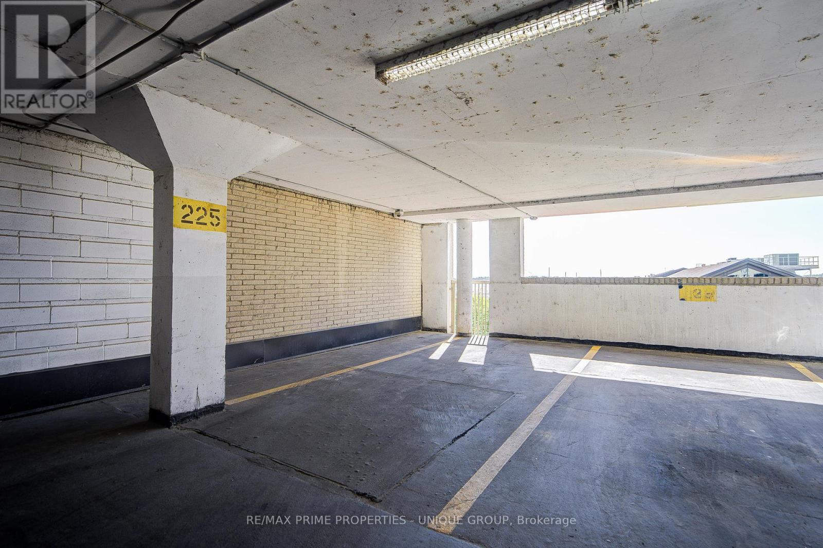 #301 250 QUEENS QUAY W - Image 38